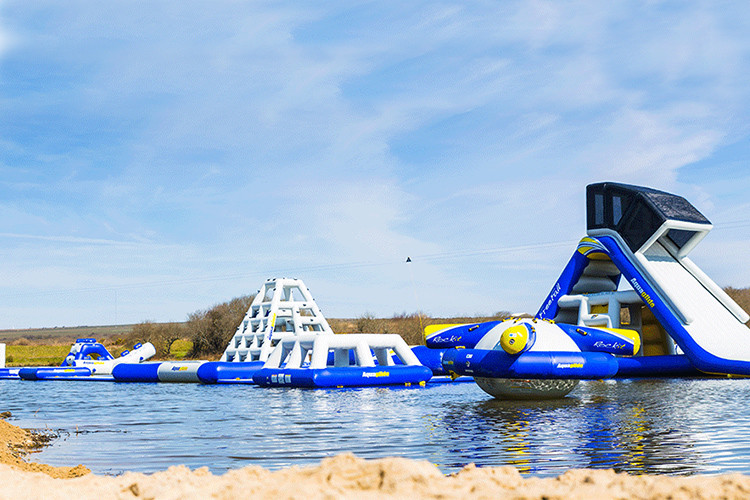 Blue Obstacle Course Water Games Inflatable Aqua Park For Luxury Resort