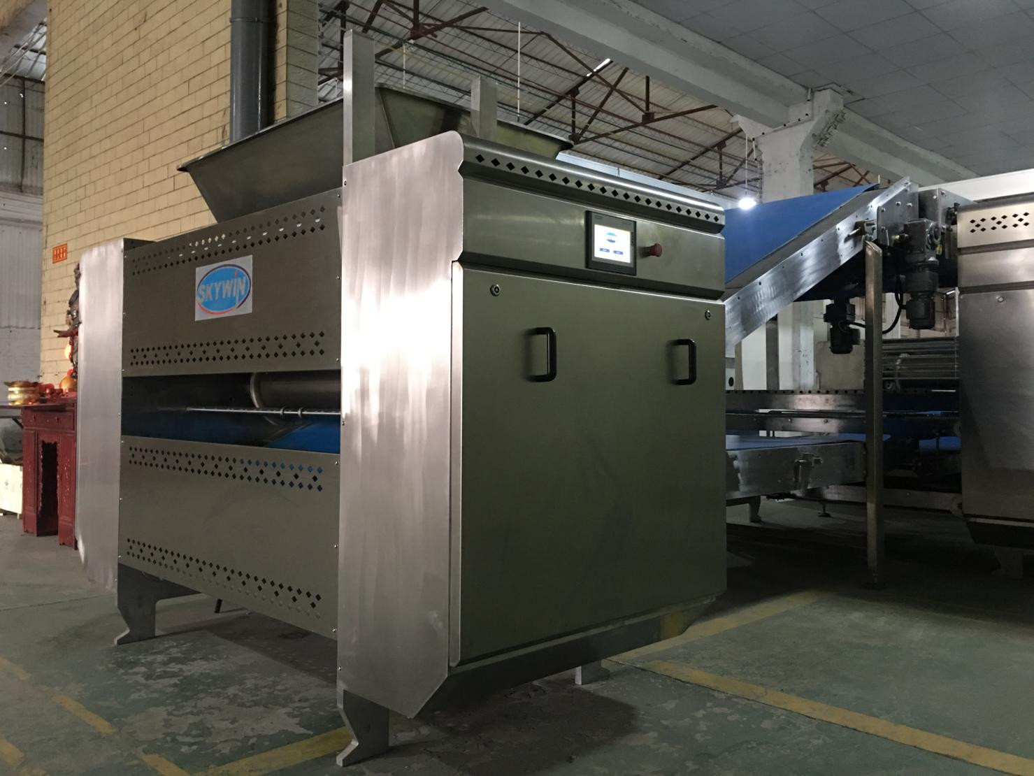 1800kg/Hr Automatic Biscuit Production Line For Hard Hello Panda Biscuit