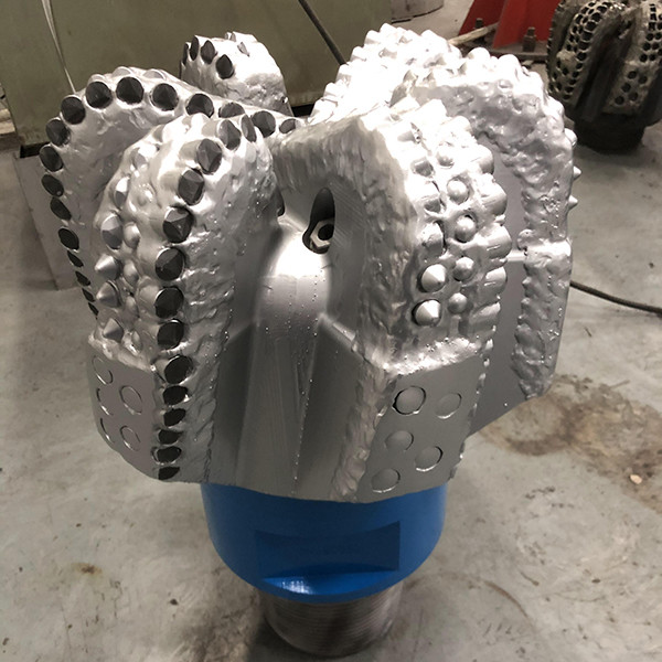 China API PDC Rock Bit  13-1/4 Inch  PDC Drill Bit Of  Oil Diamond Drilling Bit on sale China API PDC Rock Bit  13-1/4 Inch  PDC Drill Bit Of  Oil Diamond Drilling Bit on sale