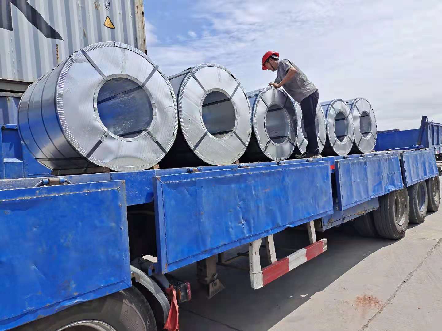 Performance A792 Aluzinc Galvalume Coil Sheet Aluzinc Zinc Aluminum Alloy Coated Steel GI Coil with EN 10142 Standard