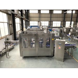China Micropressure SS304 6000BPH Soft Carbonated Drink Filling Machine on sale