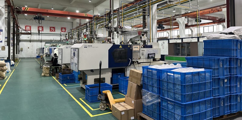 Temperature-Resistant FTTH Wall Mounted Distribution Box for Fiber Optic Manufacture