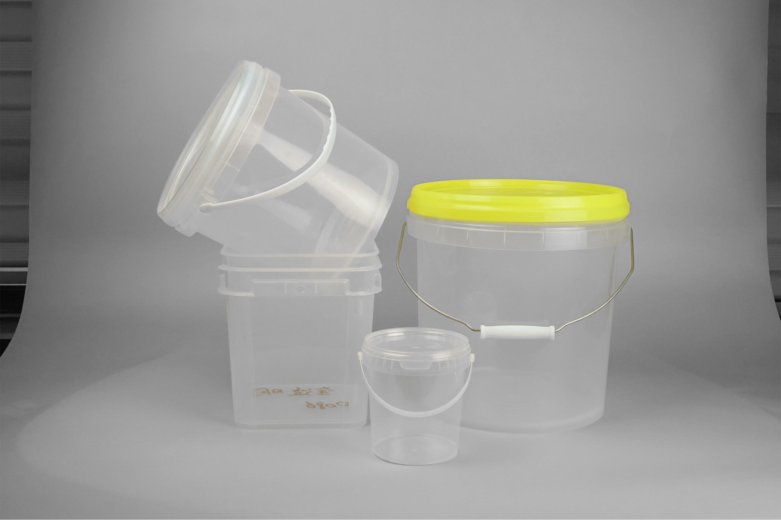 18 Liter Polypropylene Transparent Plastic Bucket 18 Liter Food Grade