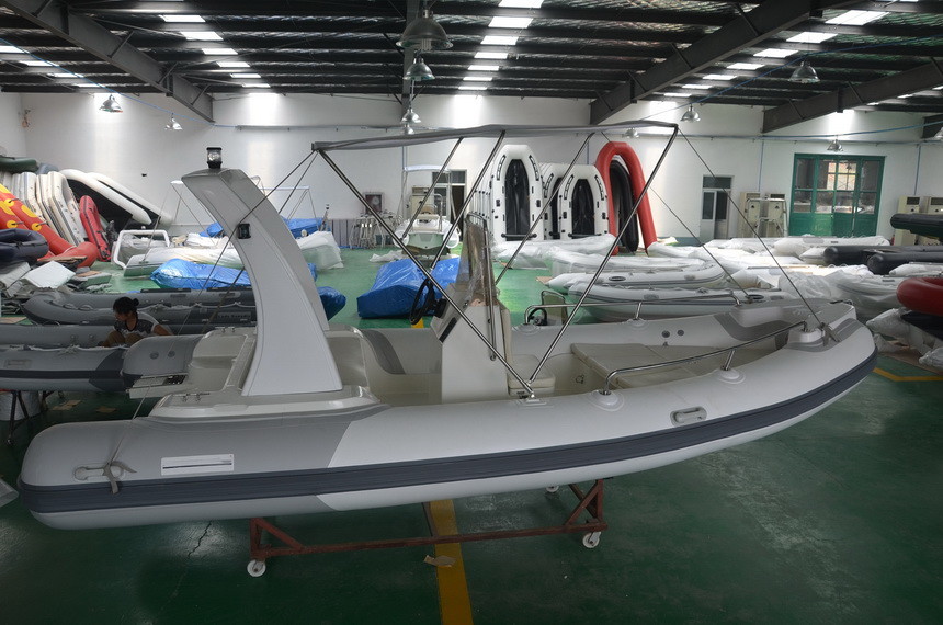 Colorful Rigid Deep V Inflatable Fishing Dinghy Boat Fiberglass Hull 1,2mm PVC with 4.8 Length