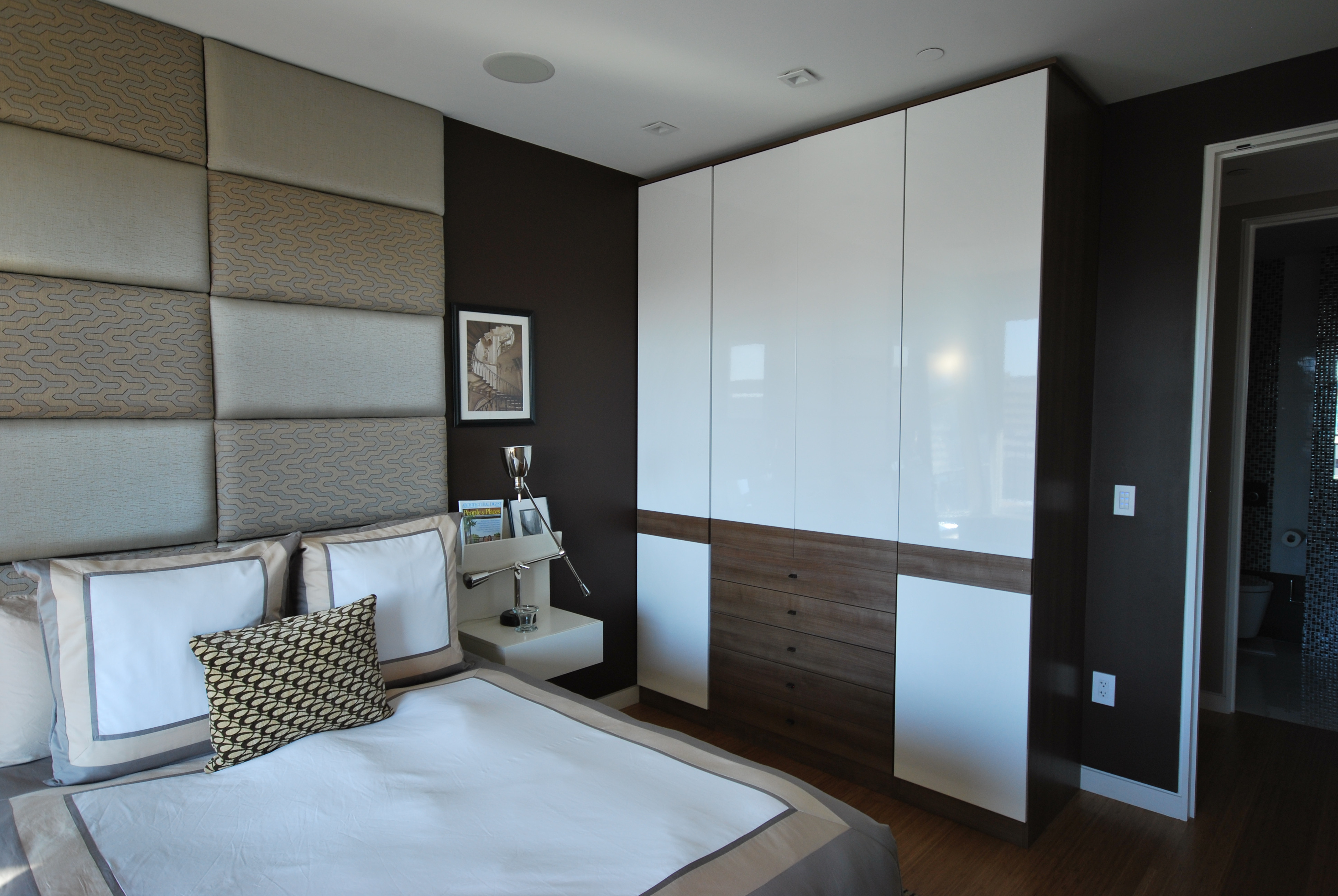 High End Custom Wooden Wardrobe Cabinet for Bedroom Modern Design Master Wardrobe