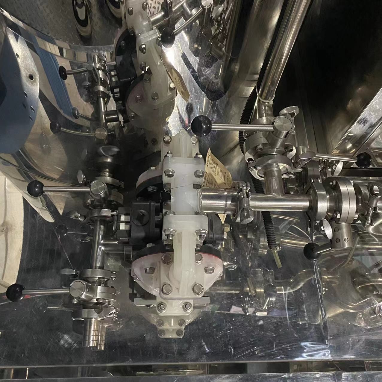 Ailusi Stainless Steel Mixer Filter Equipment Automatic Perfume Making Machine