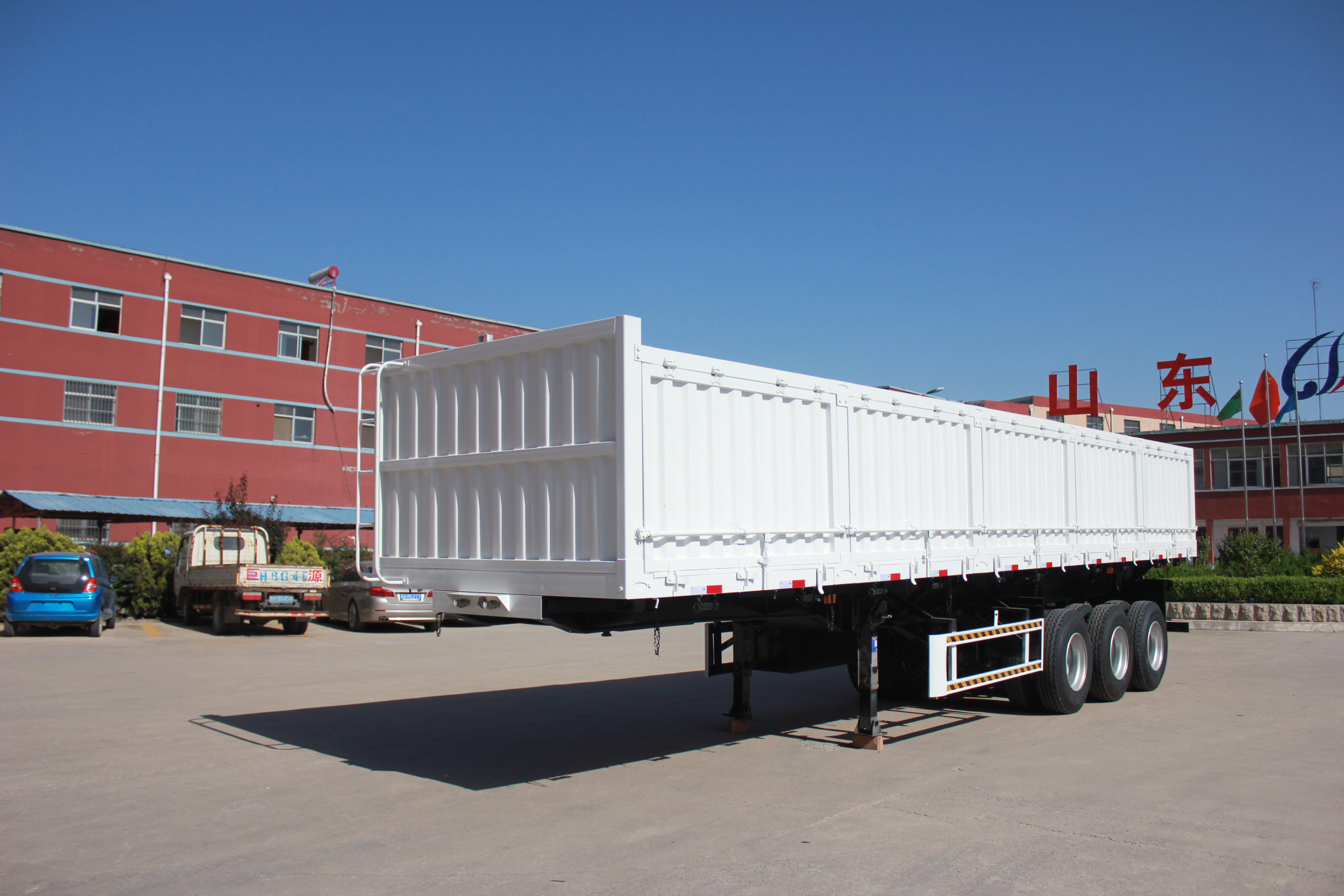Low Bed Deck Dimension of 12000X2500X1500mm Dump Semi Trailer for Australia Market