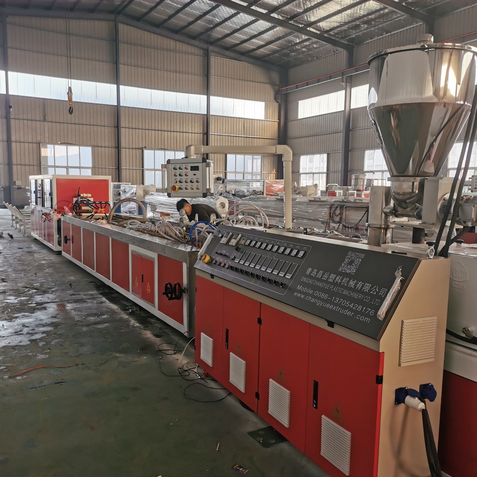 WPC decking profile Extrusion Machine used for outdoor