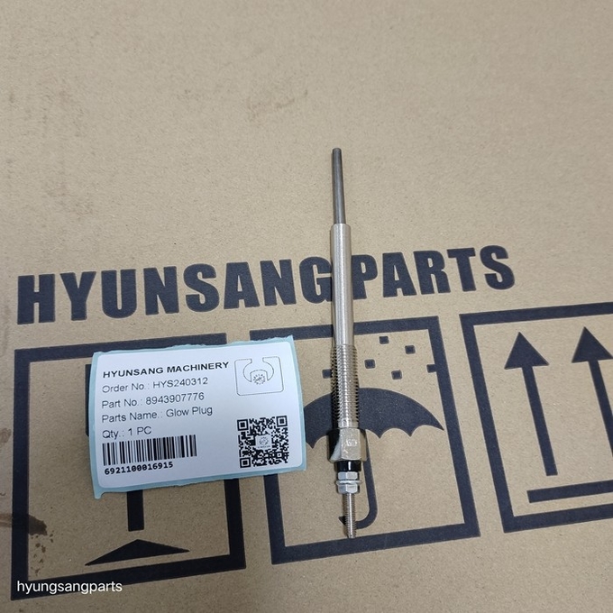 Excavator Spare Parts Glow Plug 8943907776 For ZX250W-3 ZX270-3 ZX280L-3
