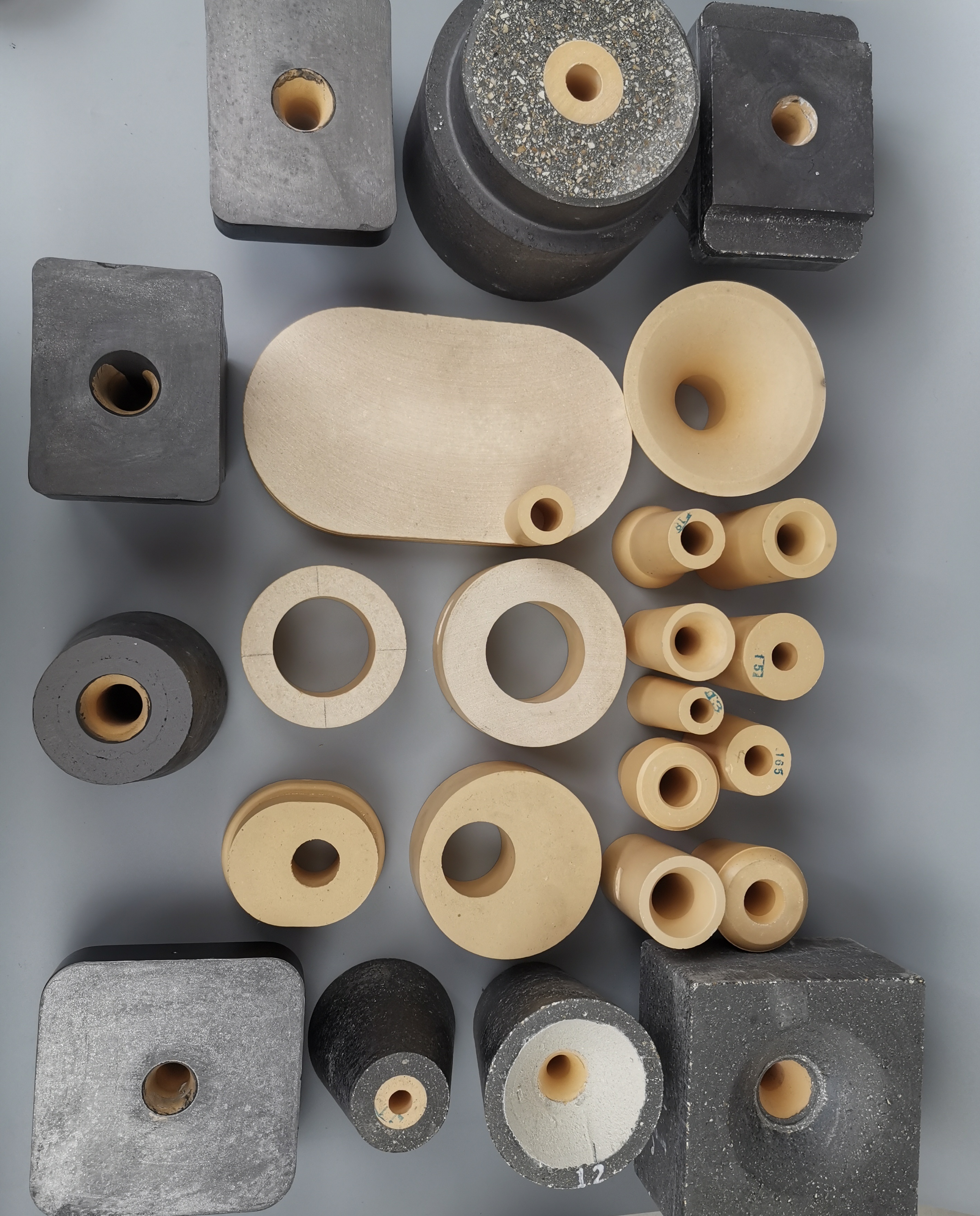 ZrO2 Anti-Swirling Alumina Carbon Tundish Nozzle and Zirconia Insert for Tundish OEM
