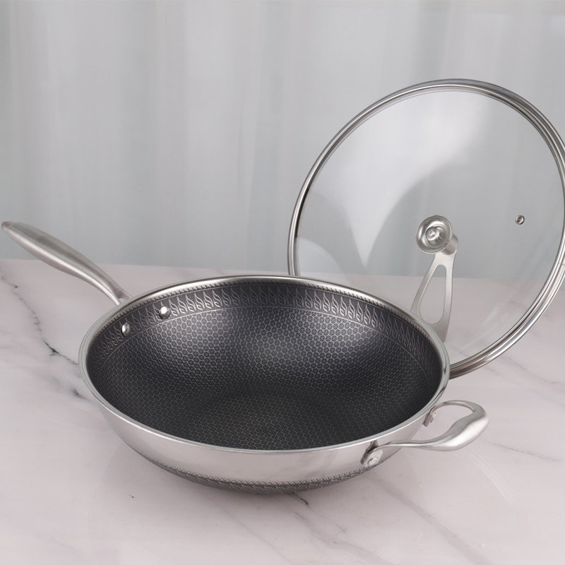Long Service Life Non Stick 32cm Frying Pan Stainless Steel Material