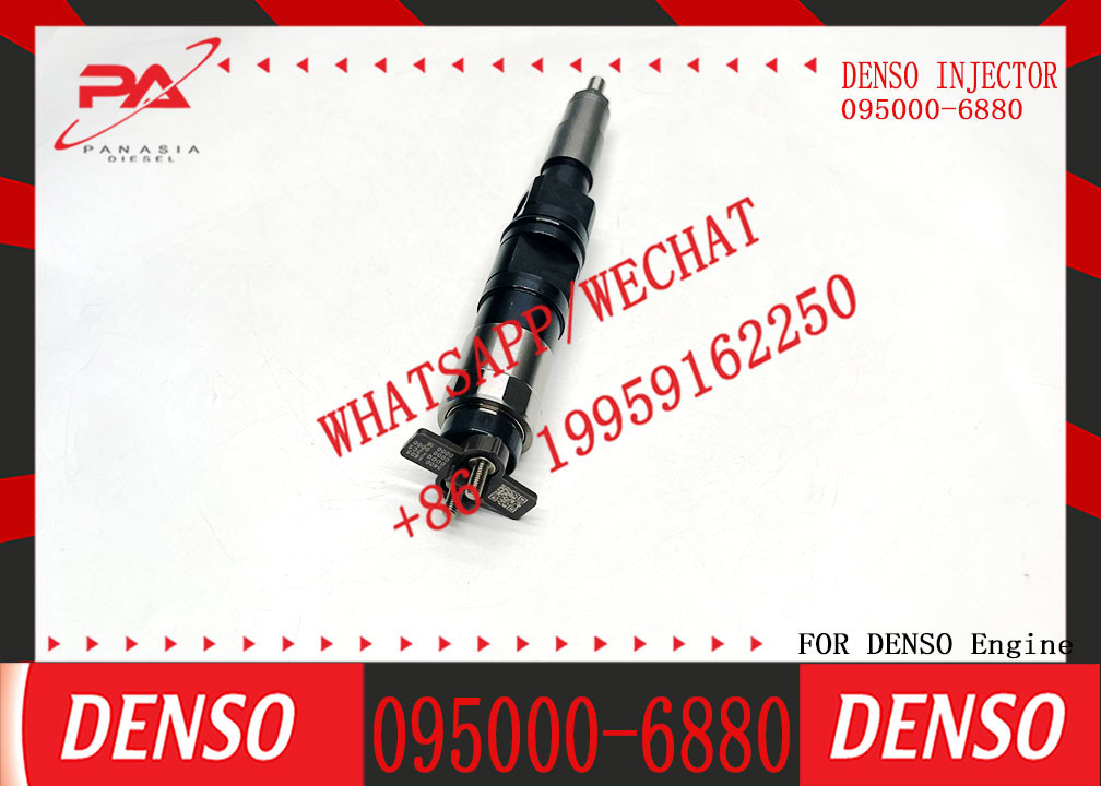 High quality fuel injector 095000-6880 RE546777 RE529149 RE529118 RE529117 RE532216
