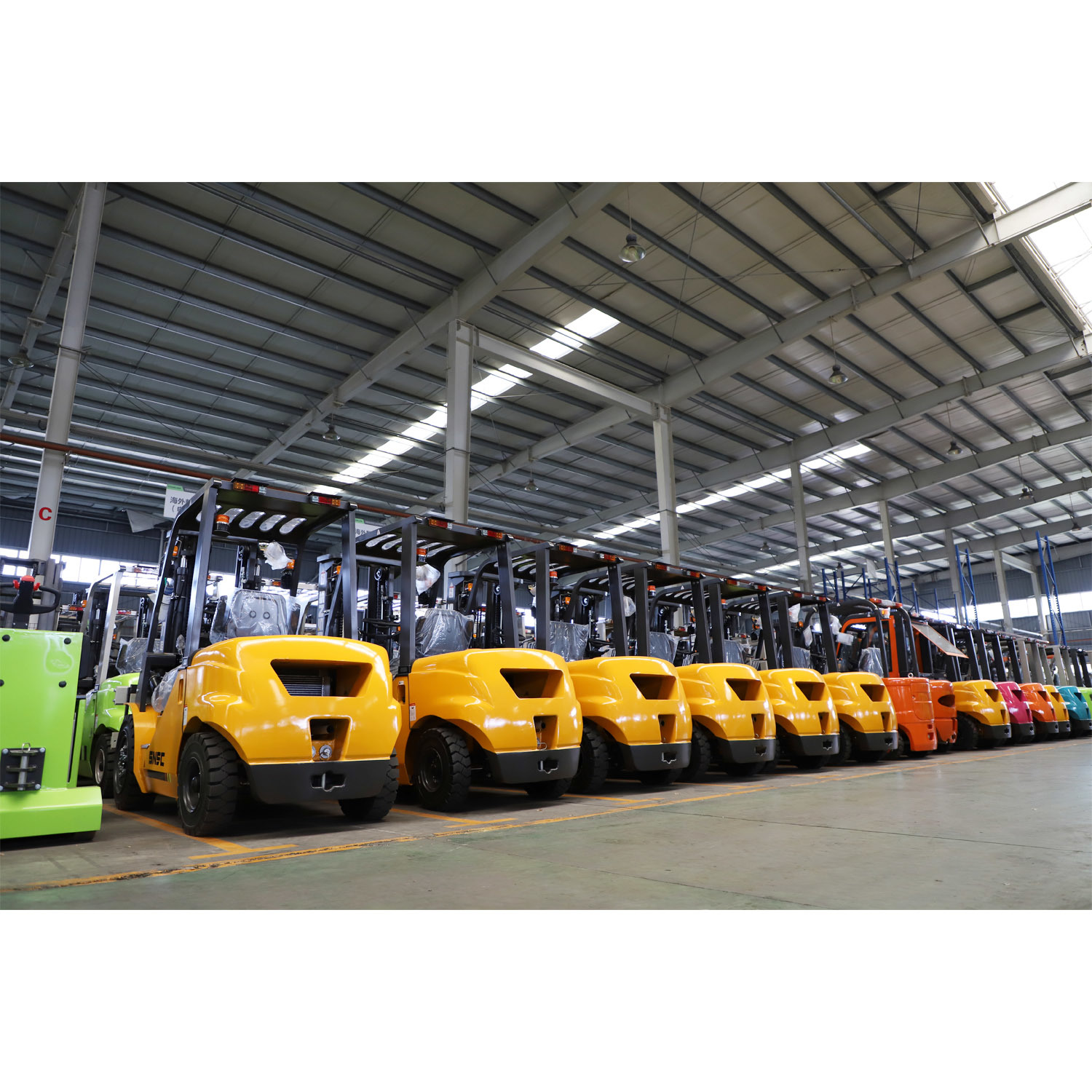 1.5 Ton 2 Ton Double Deep High Reach Forklift With Overall Dimensions 2585*1308*2125mm