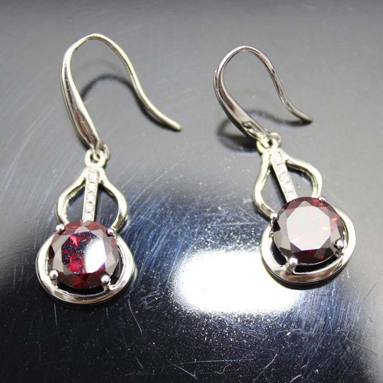 18k Rose Gold Plated 925 Silver 8mm Round Created Ruby Earrings (PSJ04155)