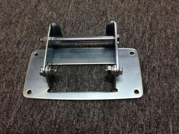 Stamping Metal Brackets For Wood Beams , Zinc Plating Finish Steel Corner