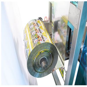 Food Vertical Packing Machine 350kg 2.5kw With Forming Function And For Counting