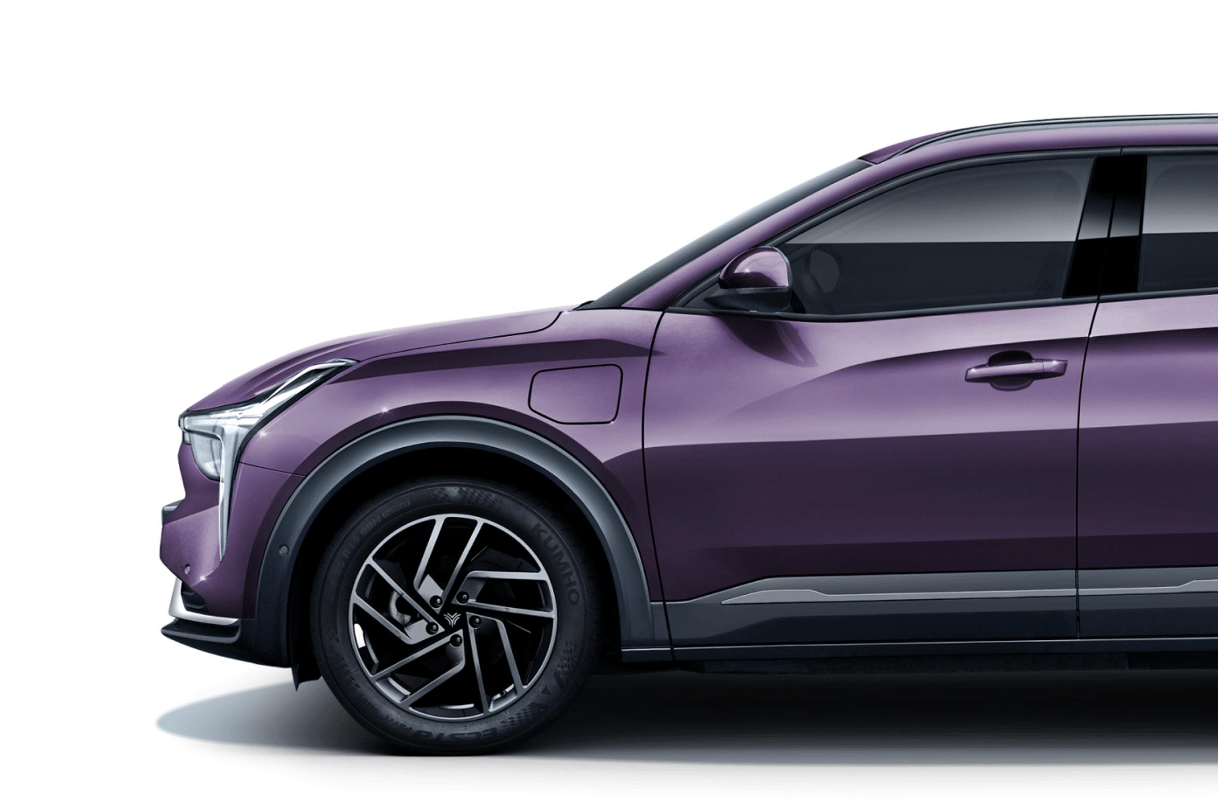 Blue Color SUV EV Cars 5 Doors 5 Seater U Nezha New Energy Vehicles