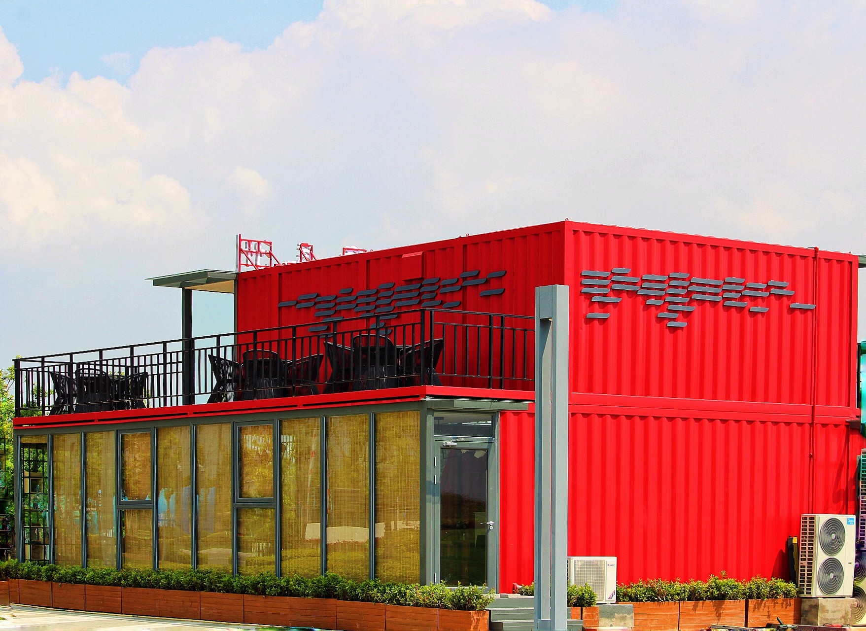 Luxury Prefabricated Expandable Container Room Composite House 40hc