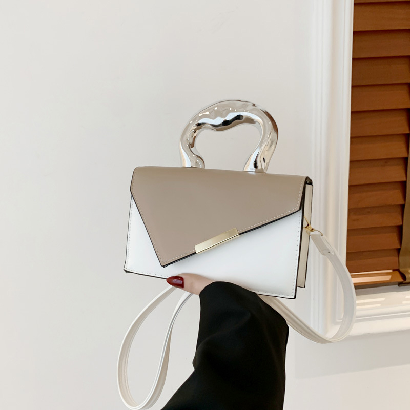 2024 Women Chain Bag Single Shoulder Designer Bag with Polyester Lining Material