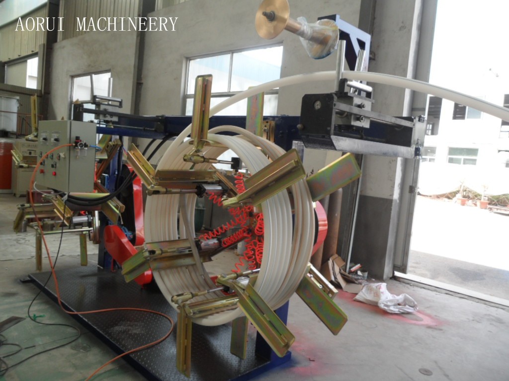 High Efficiency Plastic Pipe Extrusion Line / Full Automatic PE Pipe Making Machinery