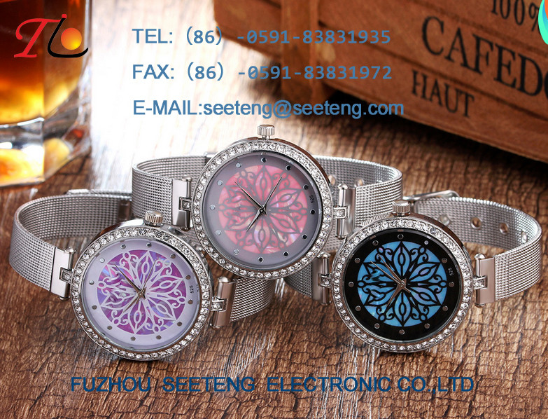 Brand high quality Men's analog watch with stainless steel case and alloy strap