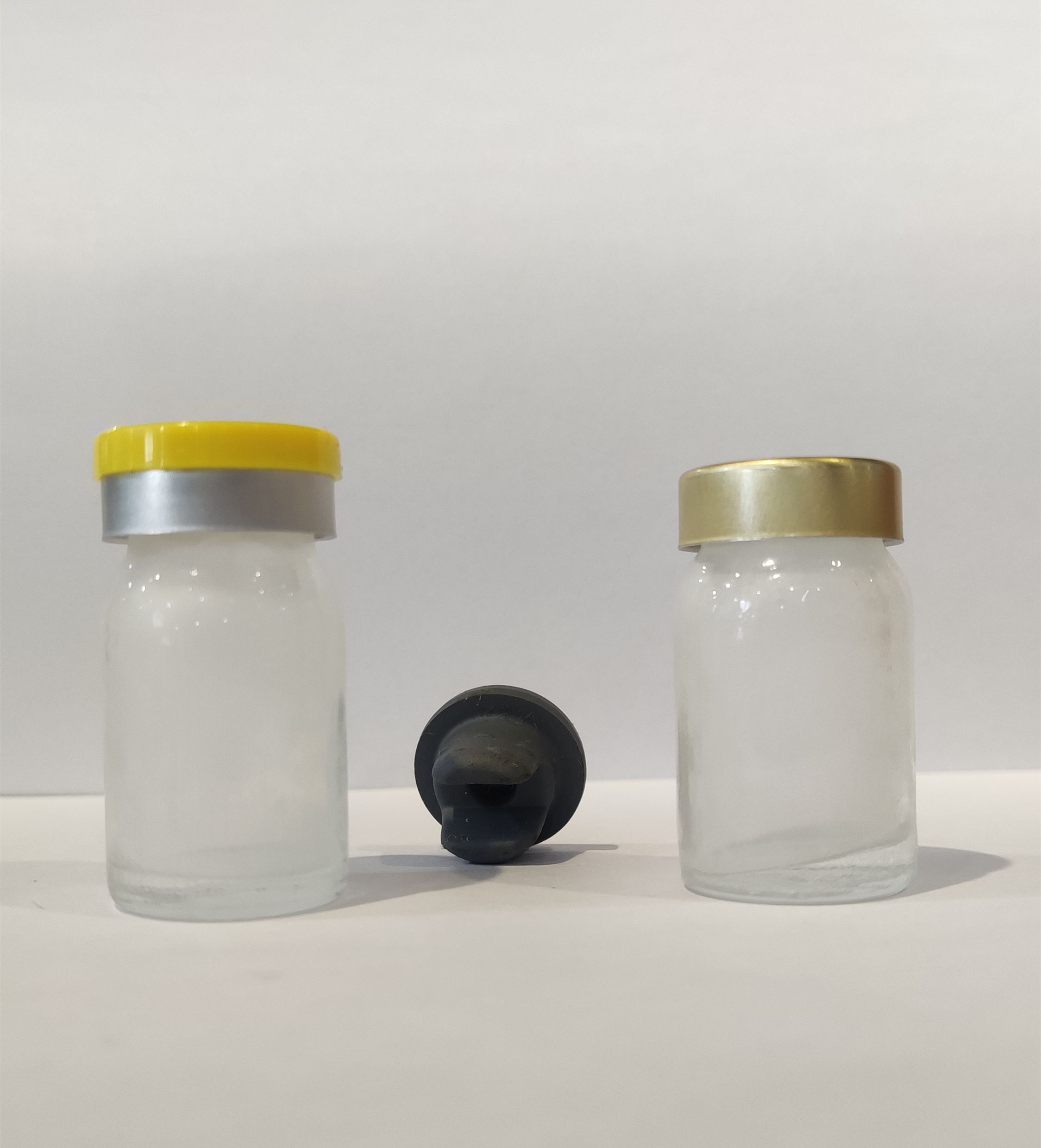 5ml Vulcanized Molded Glass Vial Hot Stamping Glass Reagent Bottles