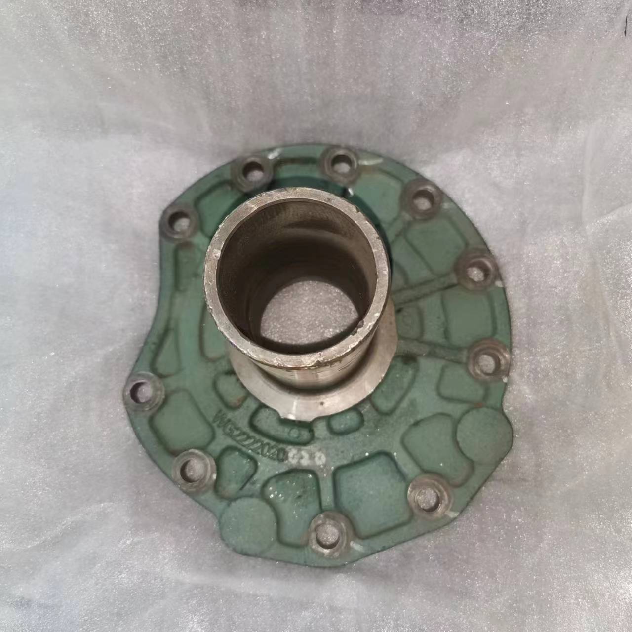 National Heavy Duty Truck HOWO19710T Transmission Input Shaft Bearing Cover WG2222020020