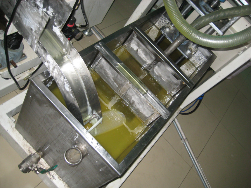 920mm Width UV Curtain Coating Machine 50m/min