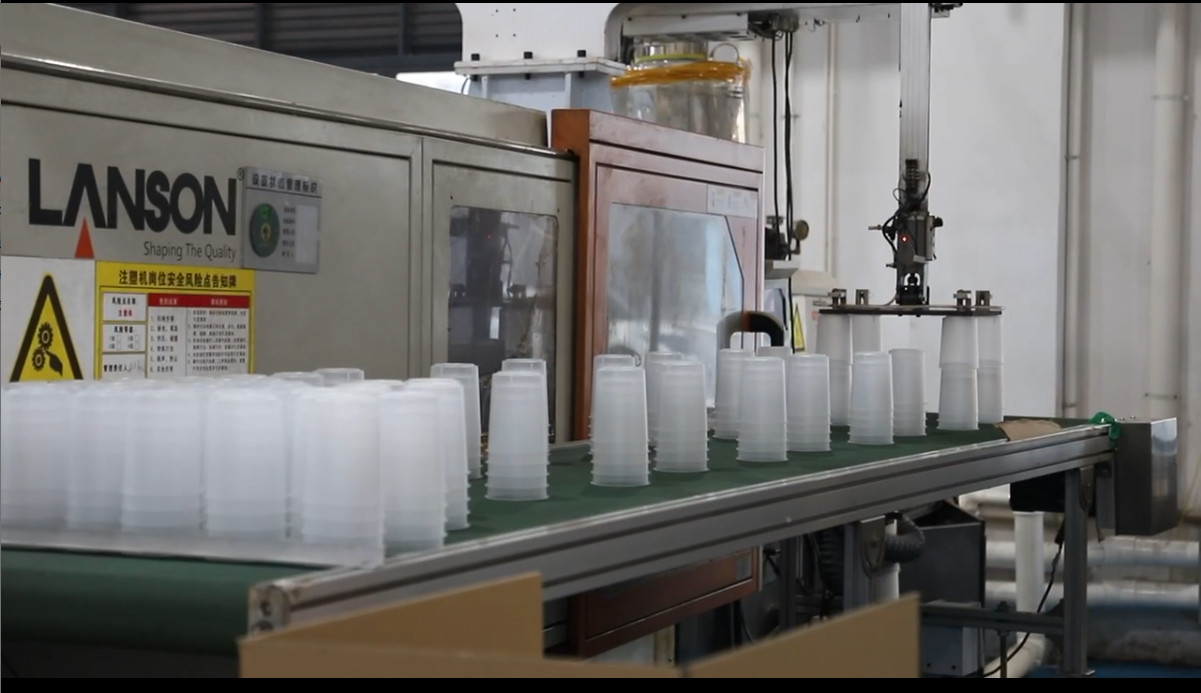Custom Logo Printed Clear Diameter Transparent Disposable Drink Cup with Lids