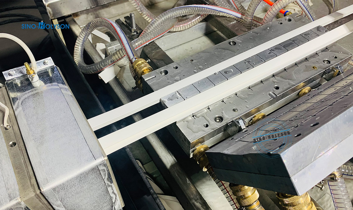 38CrMoALA Plastic Extrusion Production Line For PVC WPC Panel By Sino Holyson