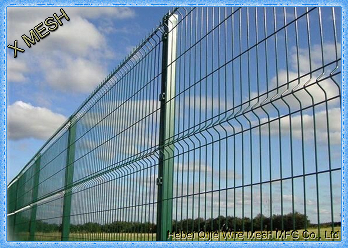 Pvc Coated Wire Mesh Fence Panels , Metal Wire Fence Mesh Size 50*200mm