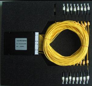  Low insertion loss, low PDL 1 × 32 PLC Fiber Optic Splitter 1310nm / 1550nm Manufactures
