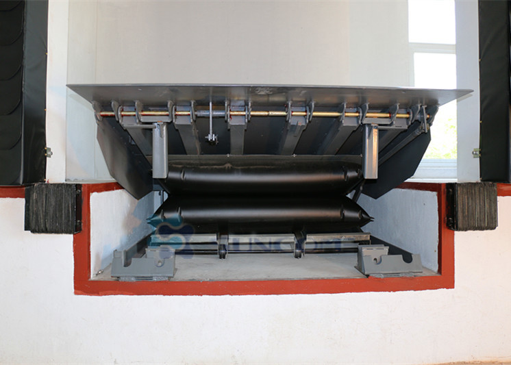 25000 - 40000 LBS Airbag Dock Leveler 50Hz 750W 5 Years Free Warranty