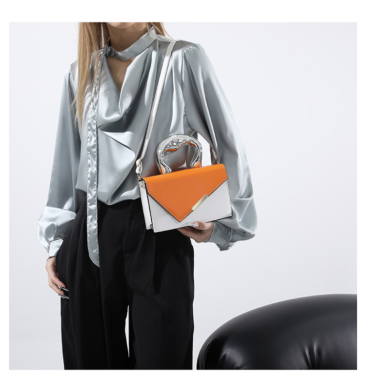 2024 Women Chain Bag Single Shoulder Designer Bag with Polyester Lining Material