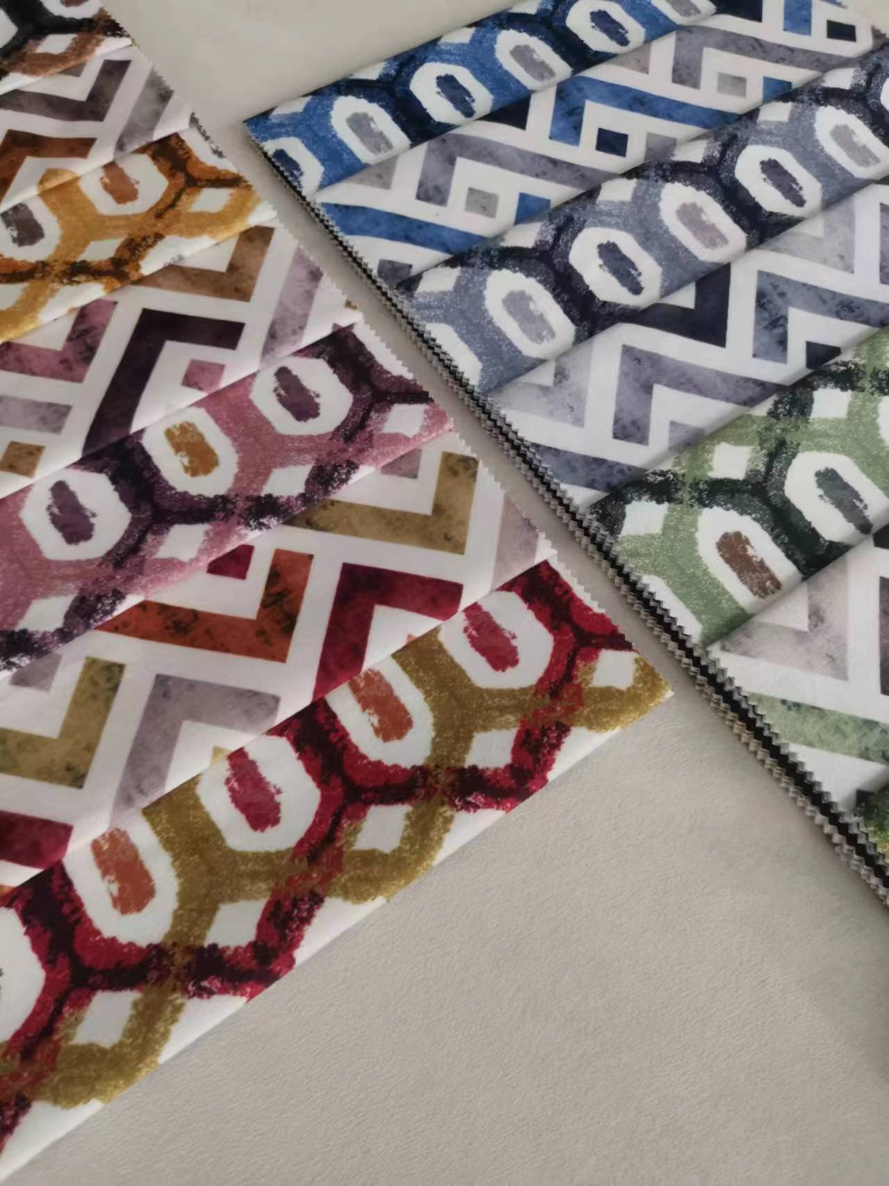 100% Polyester Digital Print Fabric Rainbow Dubai Fabric For Sofa