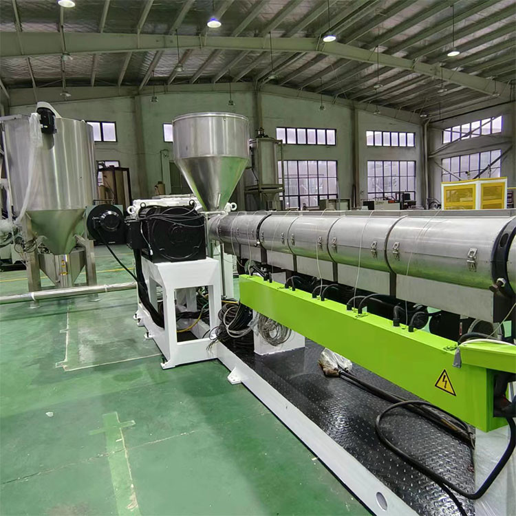 Used 150 Single Screw Plastic Extrusion Machine Pvc Sheet Extrusion Line