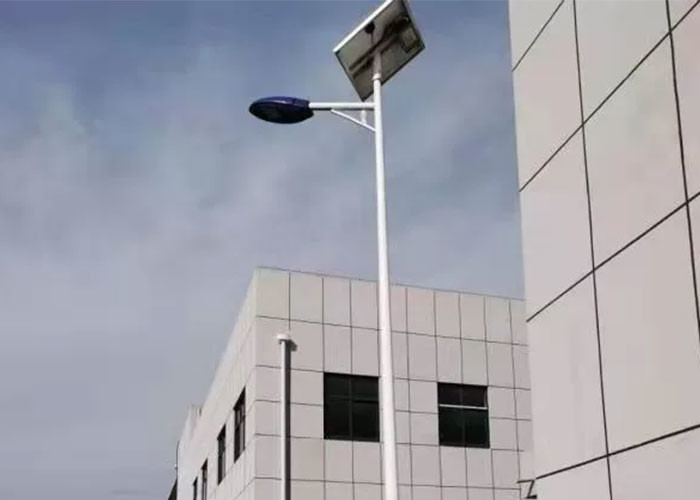 12-120W Intelligent LED Street Lights 6H 7H 12V 24V Energy Saving Pollution Free
