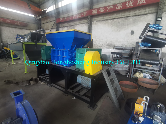 Scrap Recycling Double Shaft Shredder Machine For Waste Wood Tires Bicycle