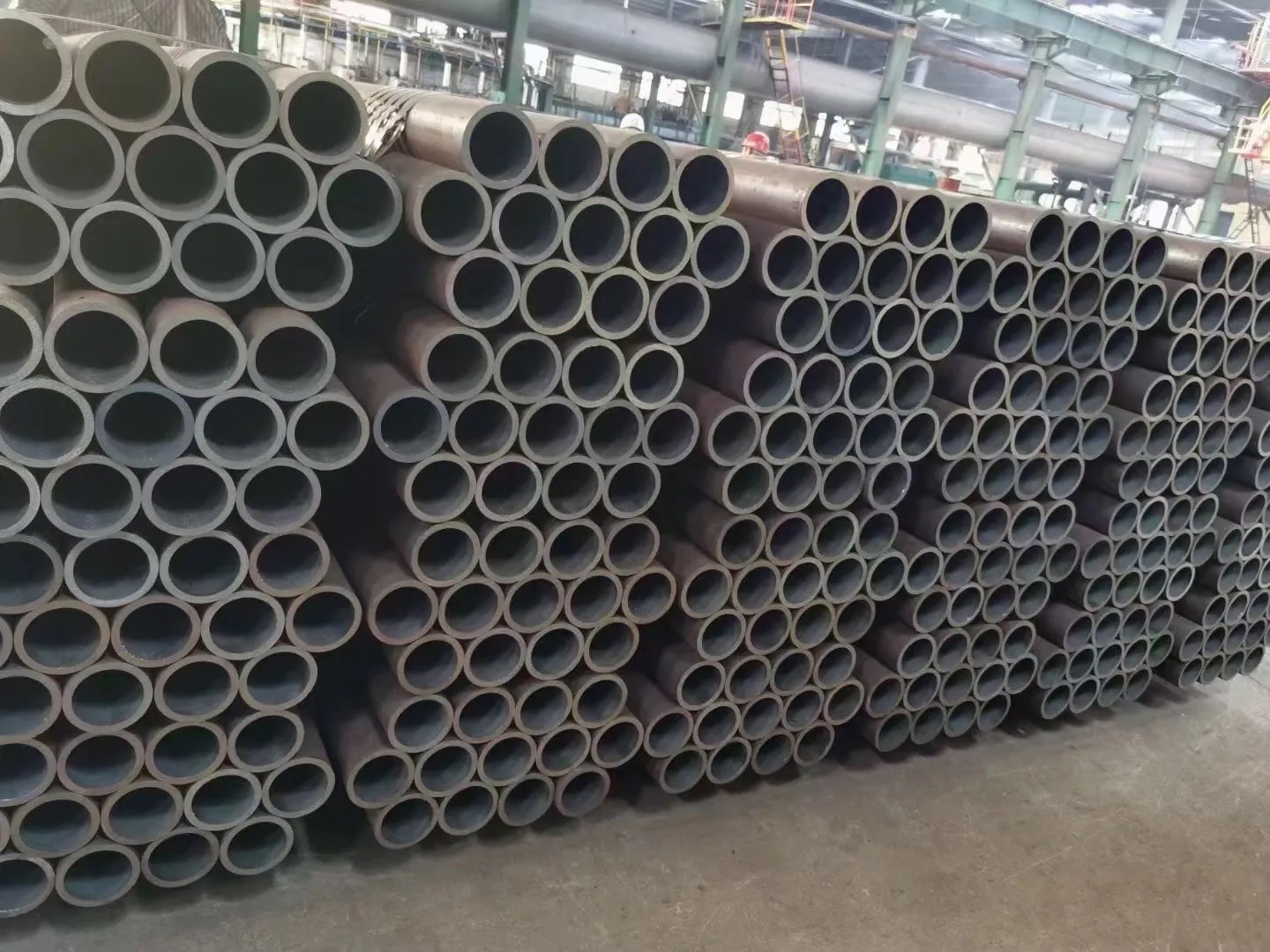 Low Carbon Steel Welded Pipe Heavy Wall 80mm ST33 For High Stress