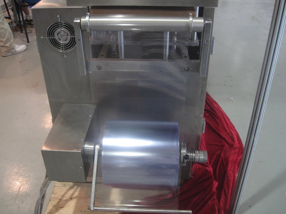3.0Kw Blister Packing Machine For 20mm Aluminum Plastic Capsule