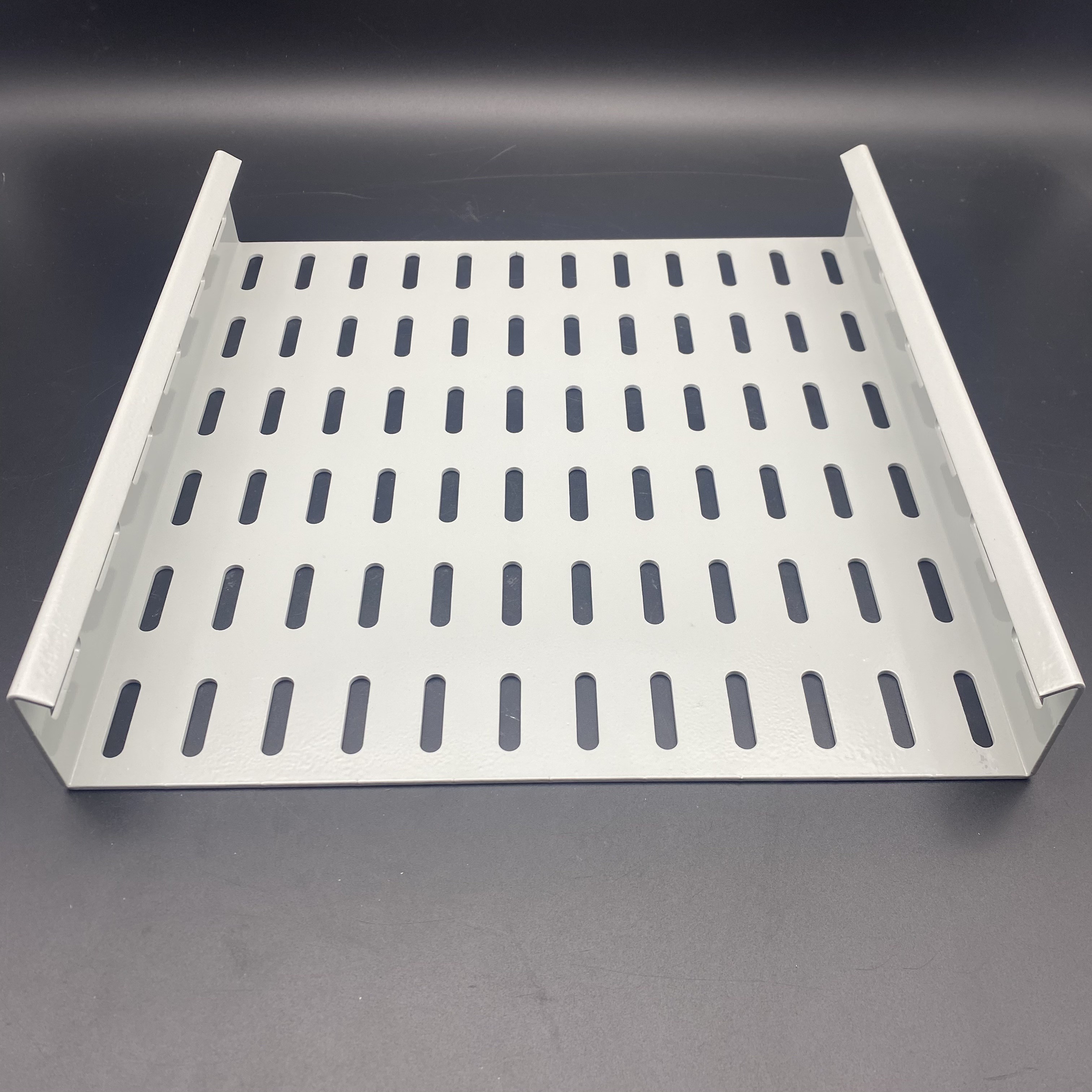 Customized Metal Steel Powder Coated Customized 600mm Slotted Cable Trays