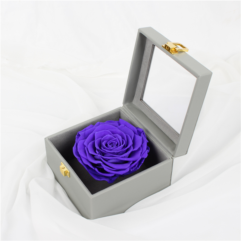 7-8CM Red Preserved Rose Gift Box For Celebration / Gift / Occasion
