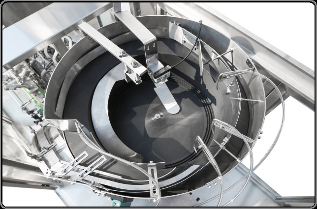 Pet Bottle Viscous Pharma Automatic Liquid Filling Machine systems 1000-5000mL 3.0KW