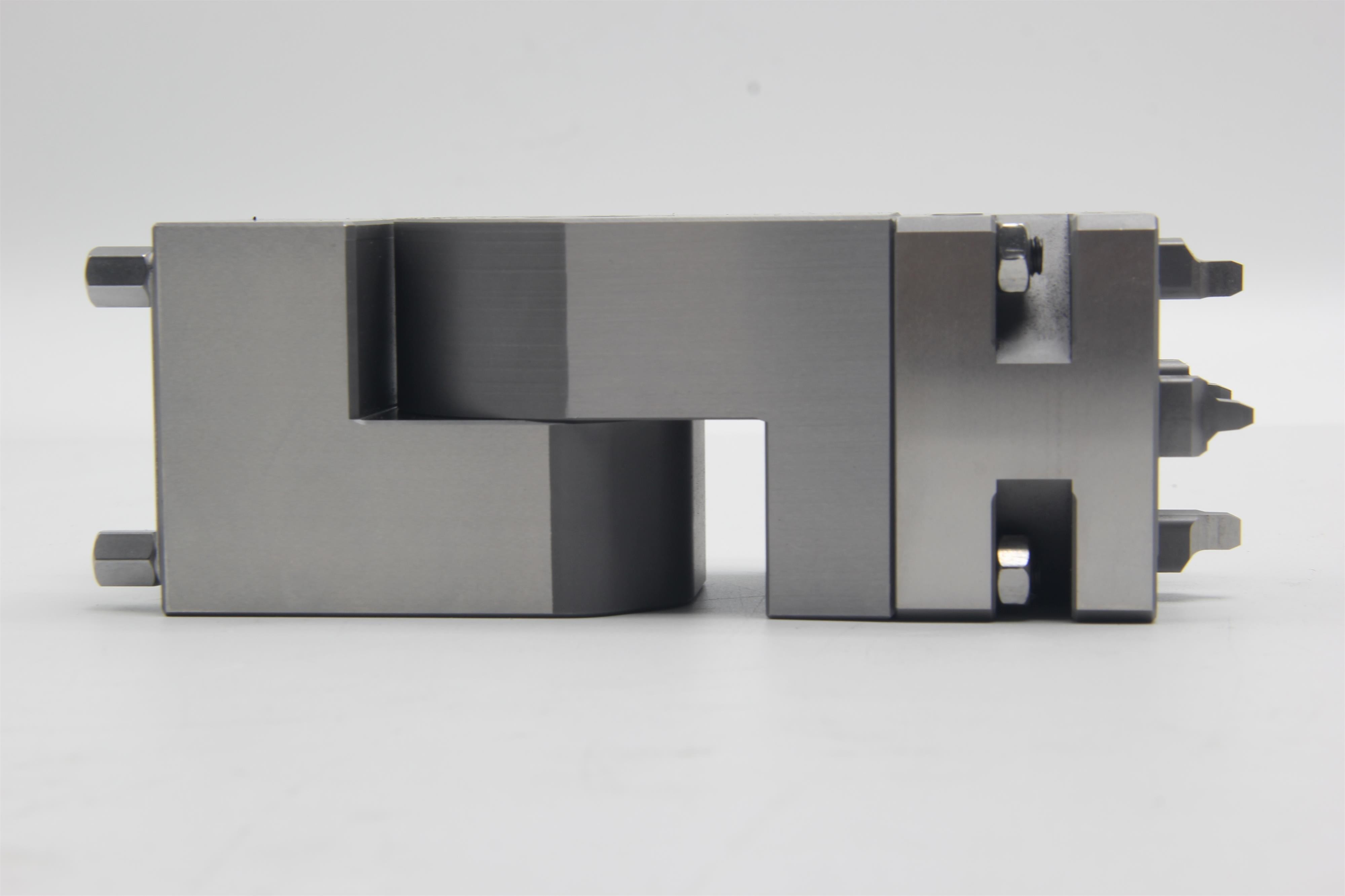 Customized Injection Molding In Automotive Industry Injection Molding Machine Parts
