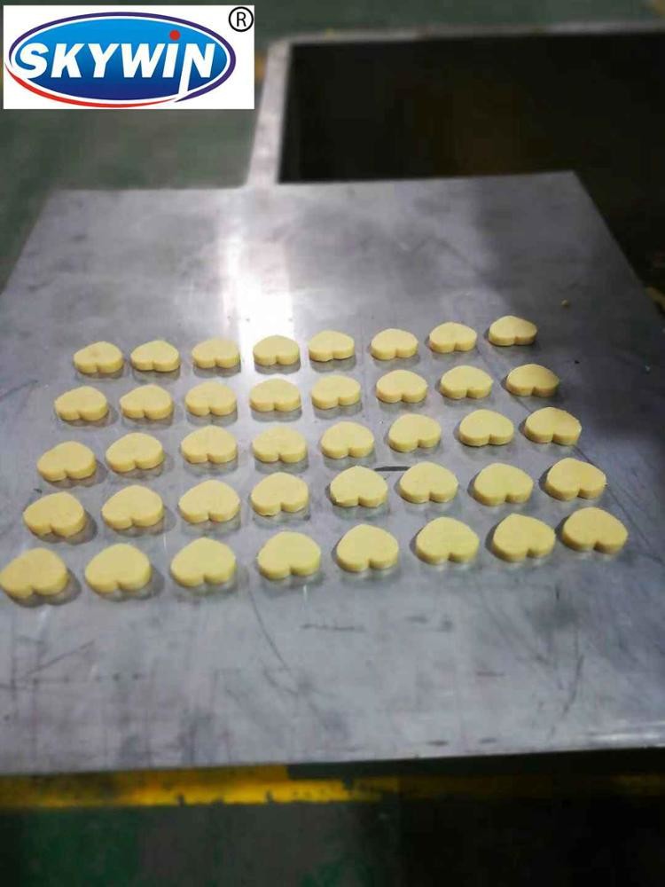 Multi - Function 400 MM Tray Type Automatic Cookie Machine Easy To Disassembly