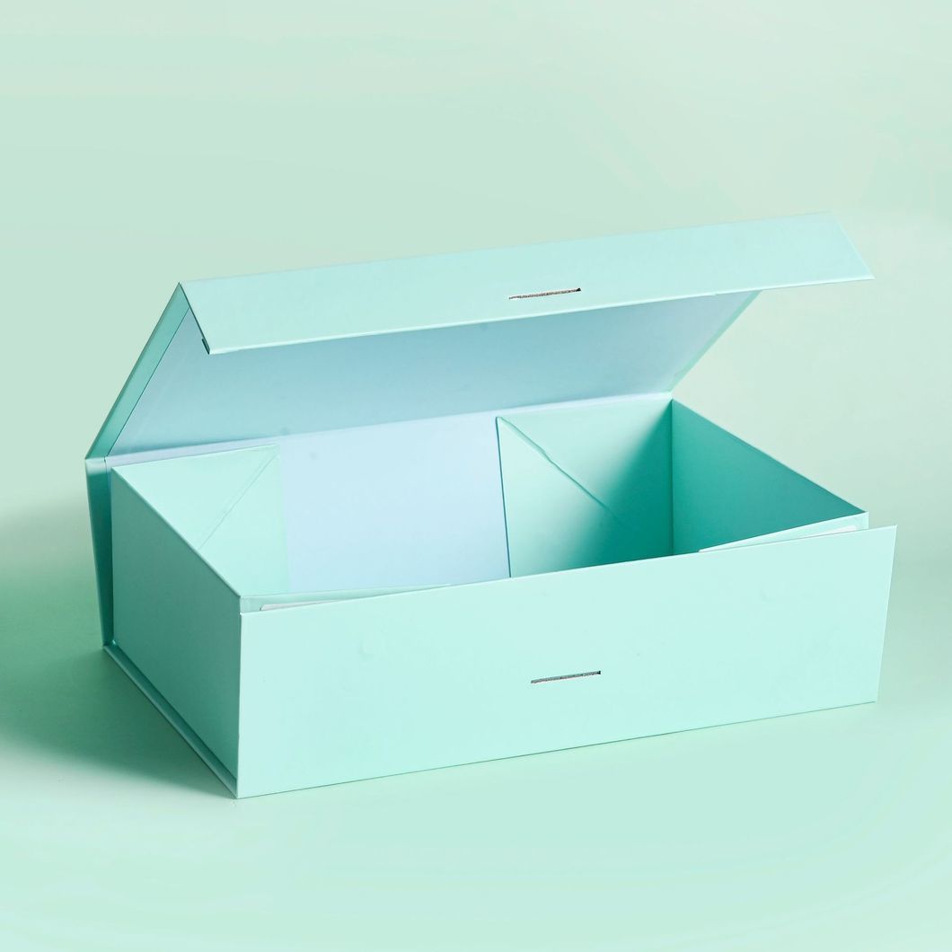 China Supplier Custom Foldable Magnet Corrugated Packaging Watch Perfume Flower Cake Jewelry Wine Shoes Cardboard Packing Gift Folding Box