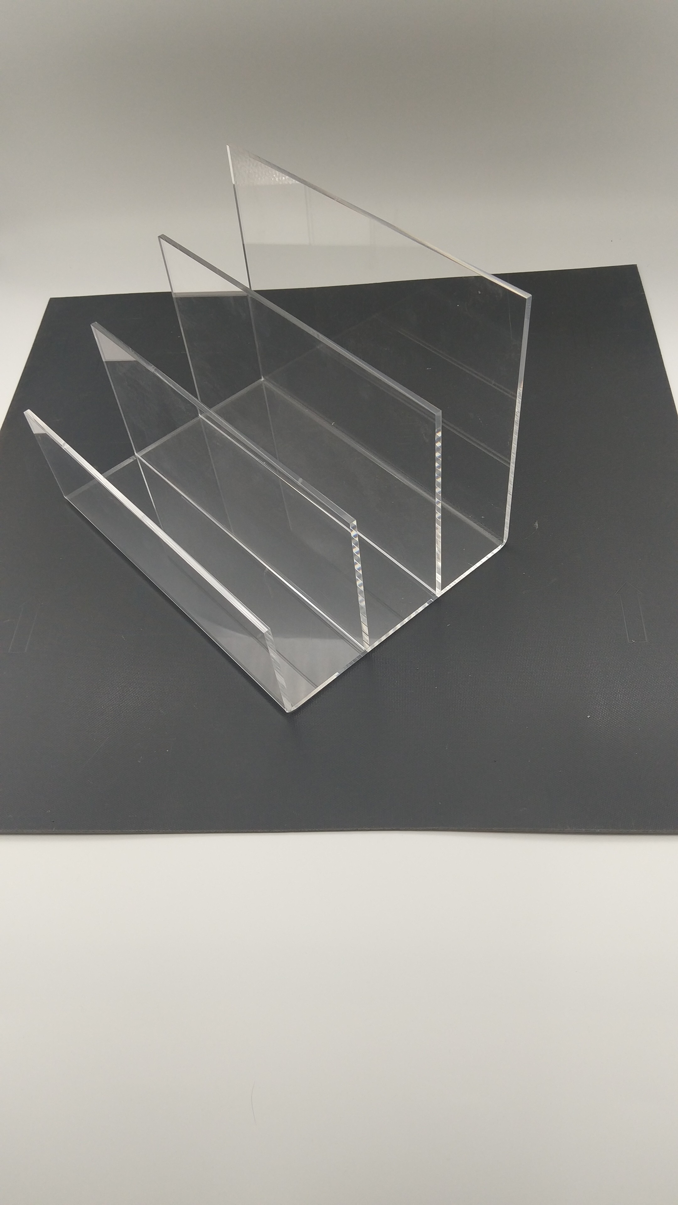 2018 Clear Acrylic Holder for Literature Book Office Use Perspex Shelf for Magazine