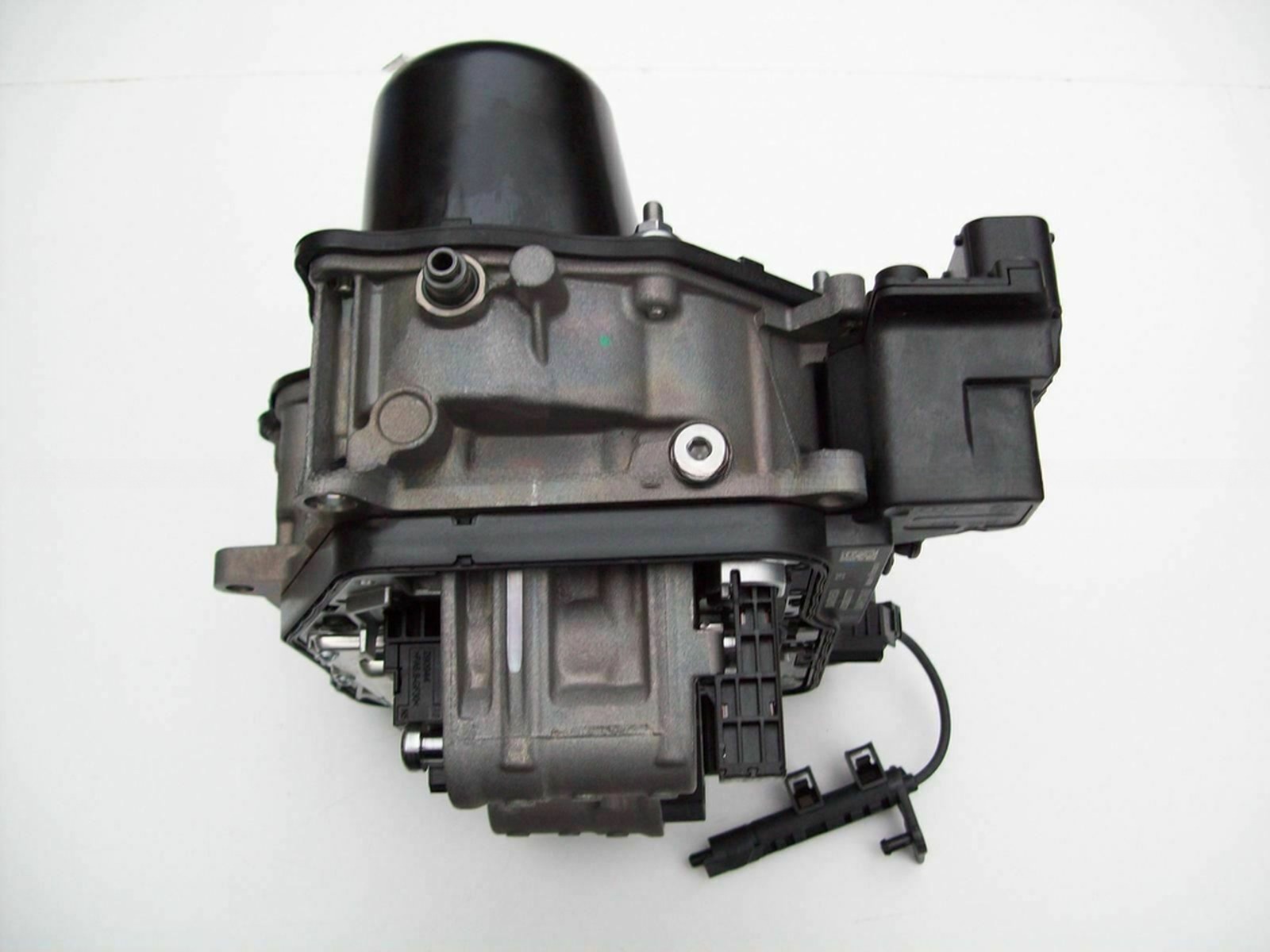 0AM DQ200 Electromechanical Unit Auto Transmission Parts with 26*20*15CM Volume