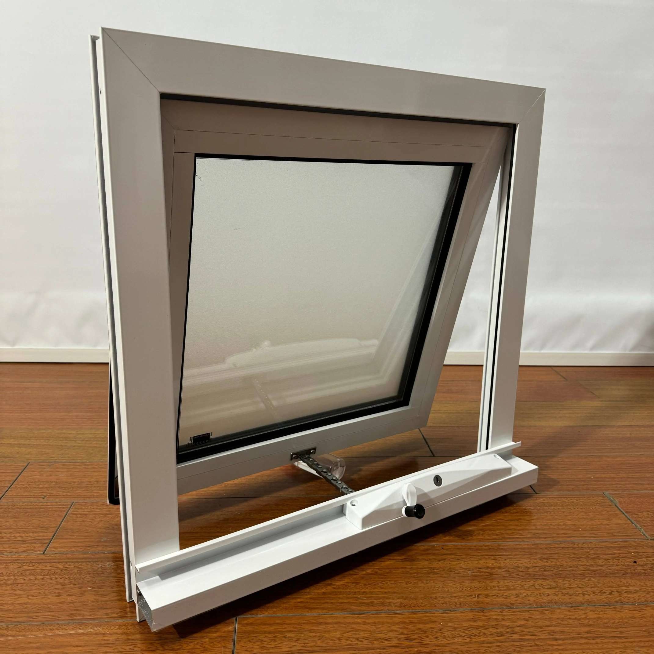 Waterproof Outdoor Window Awnings Metal Heat Insulation Aluminium Sliding Windows For Balcony