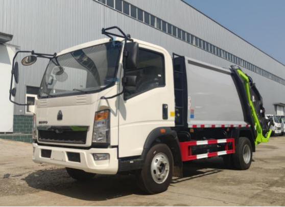 Truck Trader Commercial Vehicles 8m³ Loading 4×2 Drive Mode HOWO Compressed